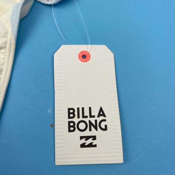 Billabong Bikini Bottoms. NWT. - Picture 5 of 6